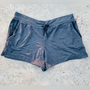 Women’s Terra And Sky Shorts Size 0X (14W)